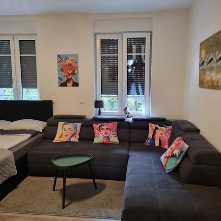 City-Apartment In Krefeld, Kueche, Naehe Duesseldorf Messe Екстериор снимка